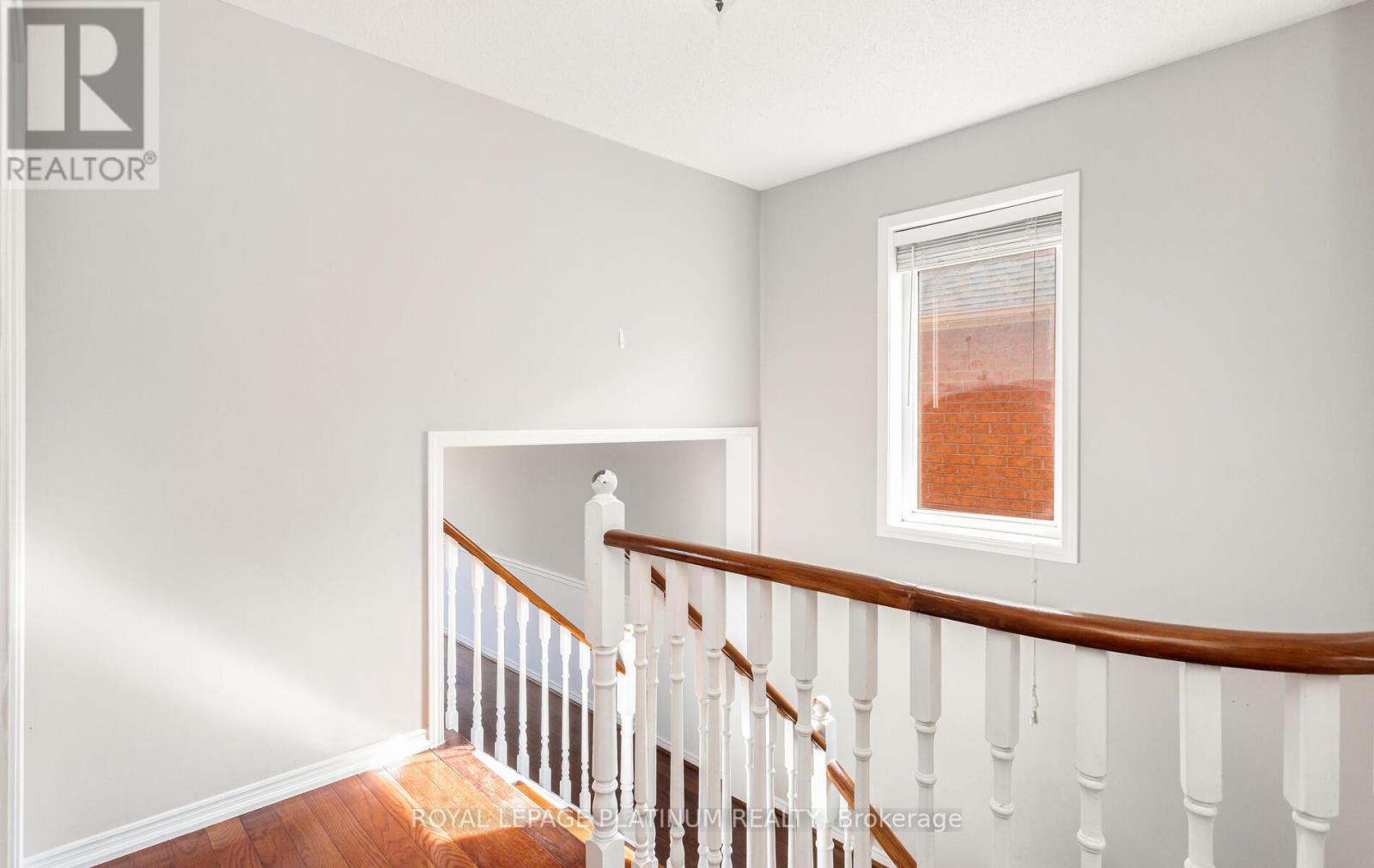 Photo 19 of 51 Ripley Crescent, Brampton ON