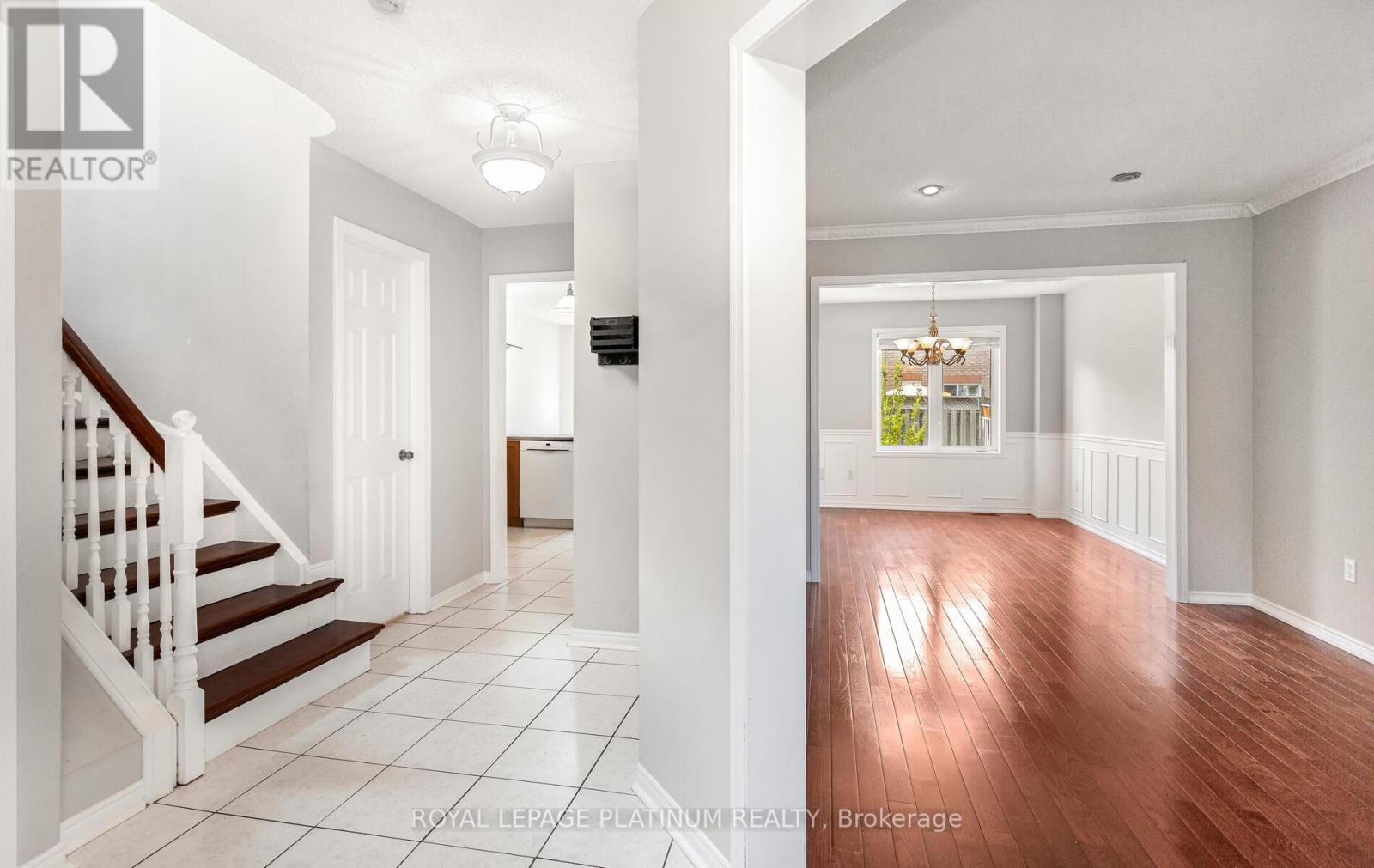 Photo 6 of 51 Ripley Crescent, Brampton ON