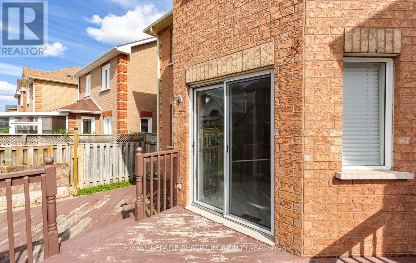 Photo 49 of 51 Ripley Crescent, Brampton ON