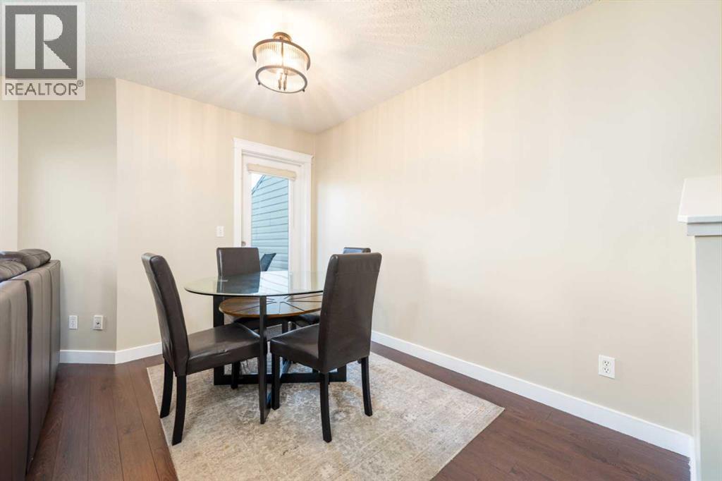 Photo 10 of 220 Bayside Point Sw, Airdrie AB