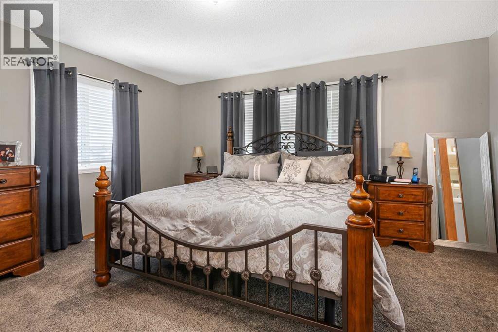 Photo 22 of 195 Cove Crescent, Chestermere AB