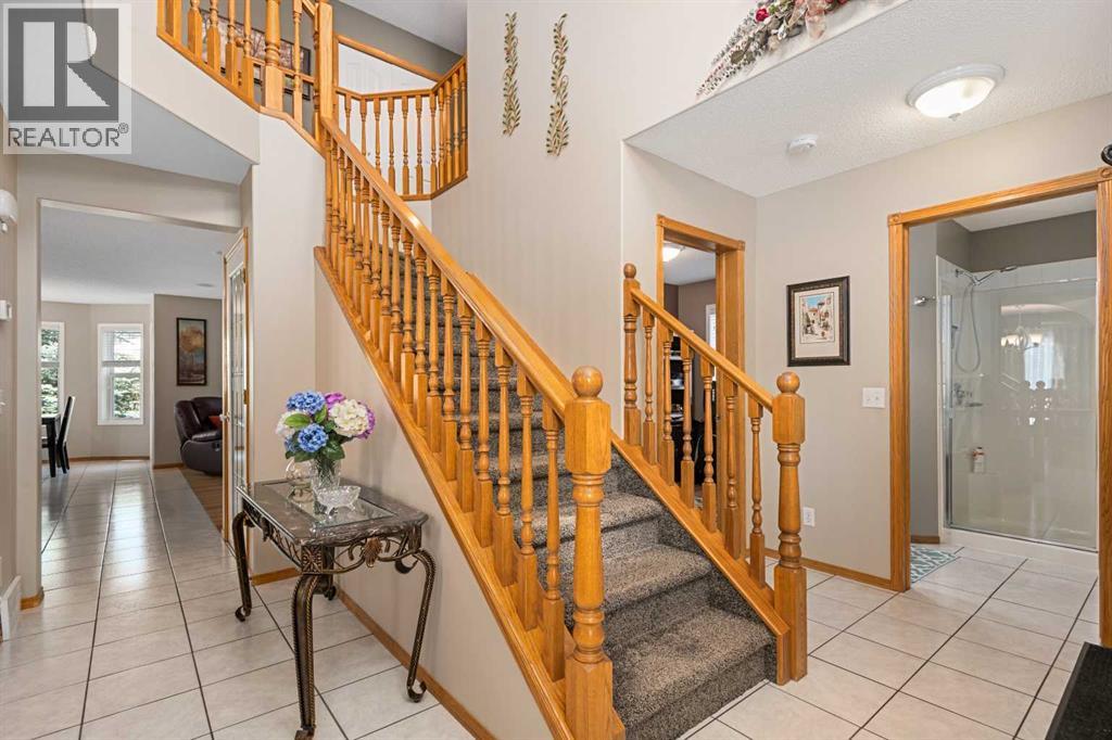 Photo 7 of 195 Cove Crescent, Chestermere AB