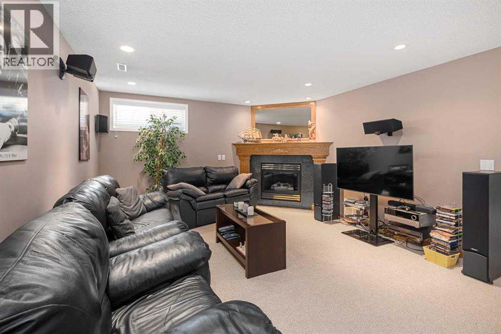 Photo 30 of 195 Cove Crescent, Chestermere AB