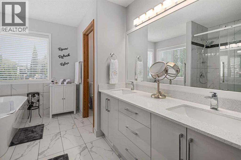 Photo 25 of 195 Cove Crescent, Chestermere AB