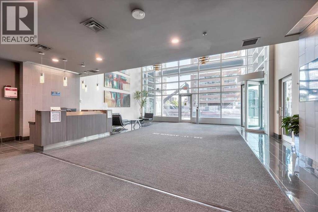 Photo 5 of 810 396 11 Avenue Sw, Calgary AB