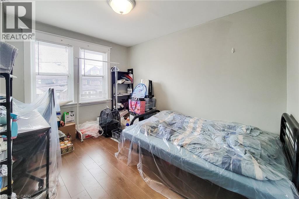 Photo 19 of 63 Paisley Avenue S, Hamilton ON