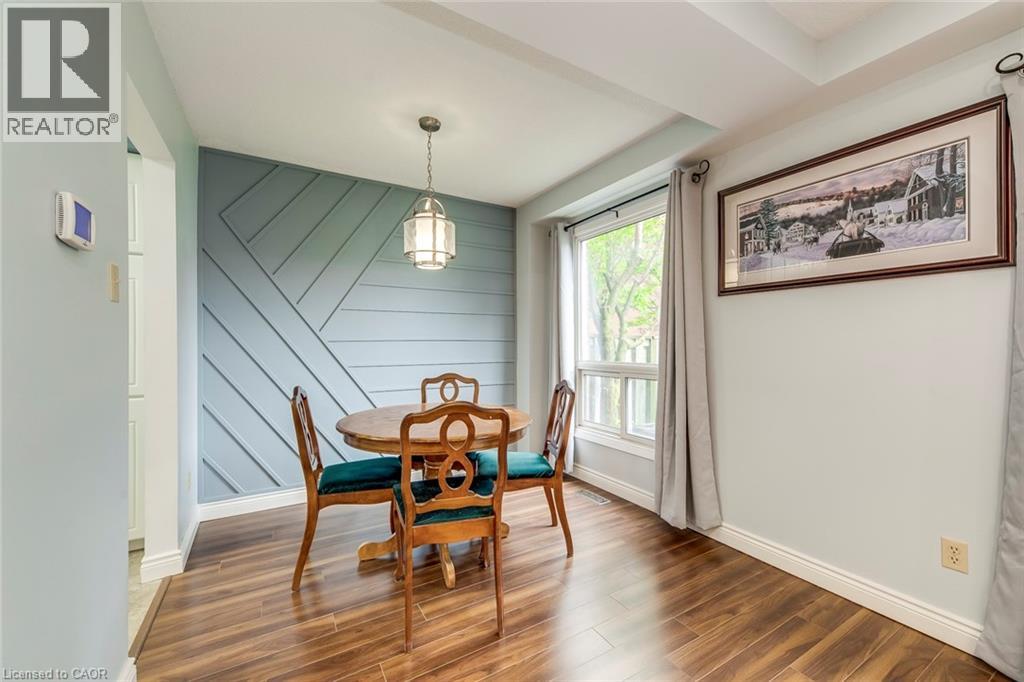 Photo 6 of 1548 Newlands Crescent Unit 14, Burlington ON