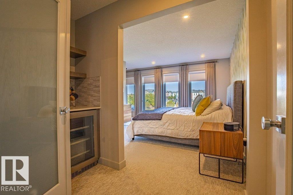 Photo 31 of 6013 Naden Landing Ld Nw, Edmonton AB