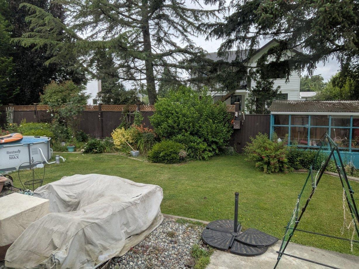 Photo 8 of 26523 28 B Avenue, Langley BC