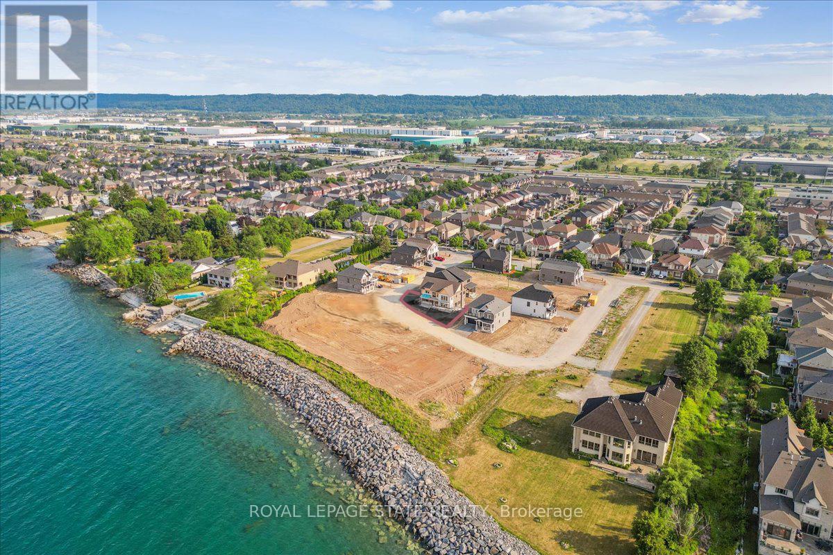 Photo 2 of 7 100 Watershore Drive, Hamilton ON