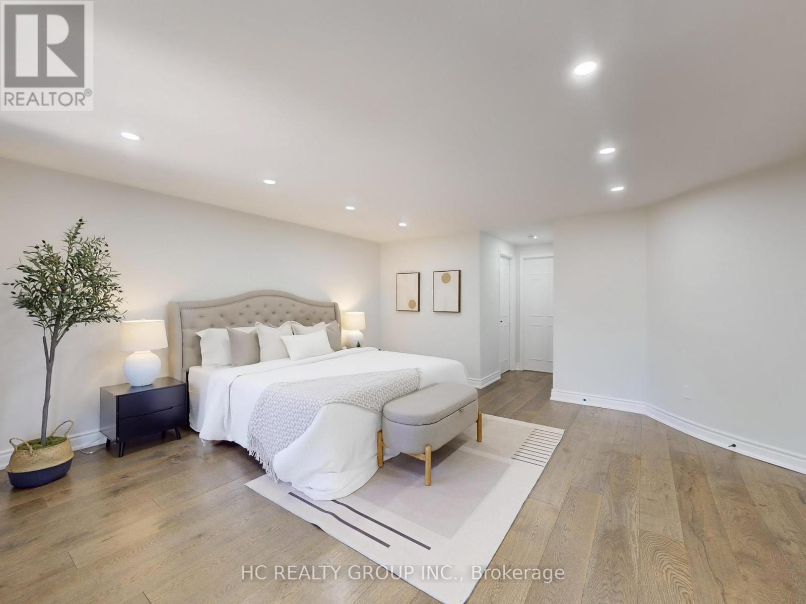 Photo 29 of 104 Tilman Circle, Markham ON