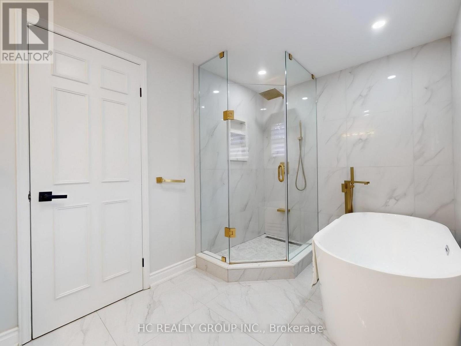Photo 32 of 104 Tilman Circle, Markham ON