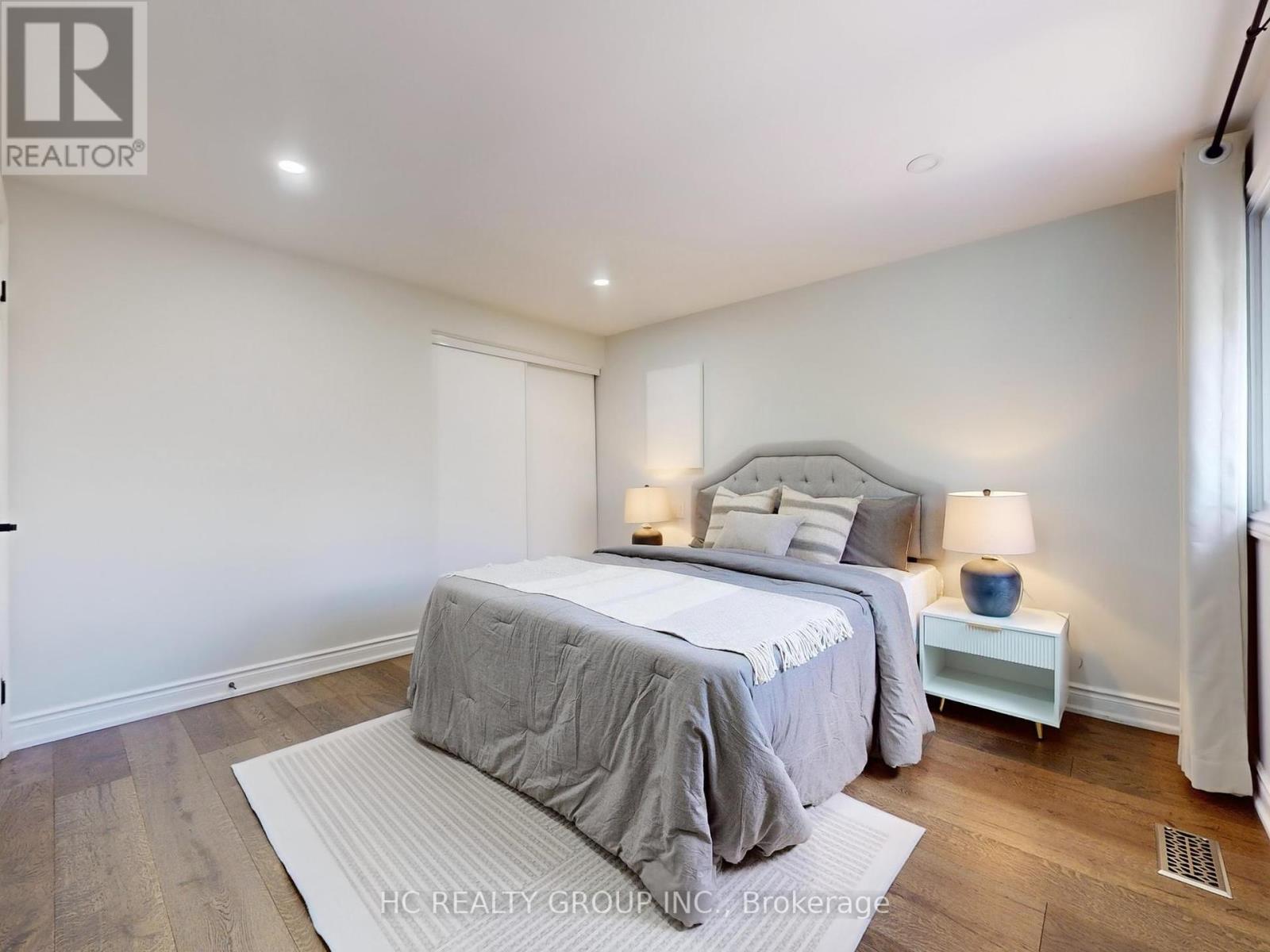 Photo 36 of 104 Tilman Circle, Markham ON