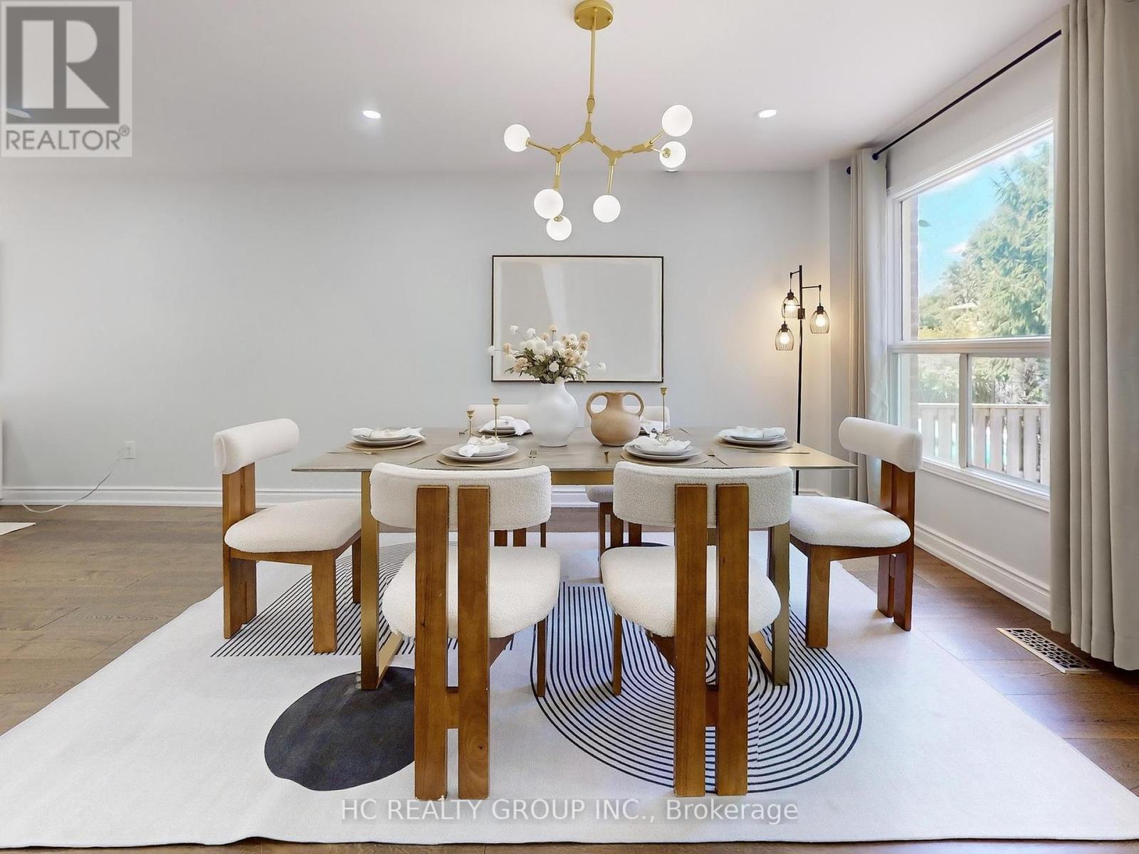 Photo 6 of 104 Tilman Circle, Markham ON