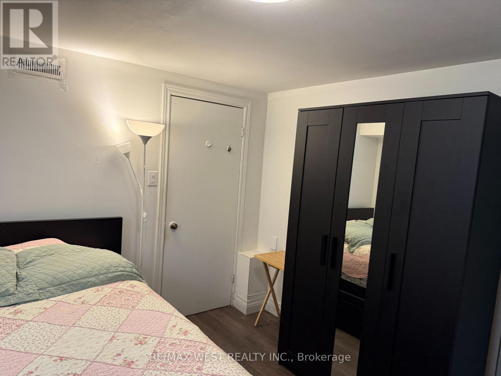 Photo 5 of Bsmt 1127 Islington Avenue, Toronto ON