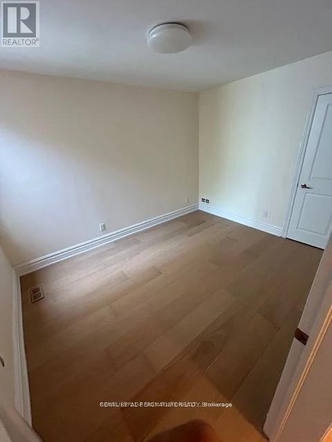 Photo 29 of Upper 163 Hampton Avenue, Toronto ON