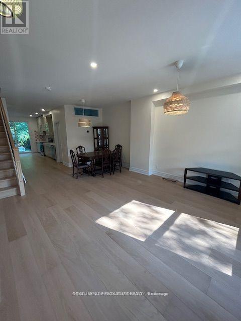 Photo 6 of Upper 163 Hampton Avenue, Toronto ON