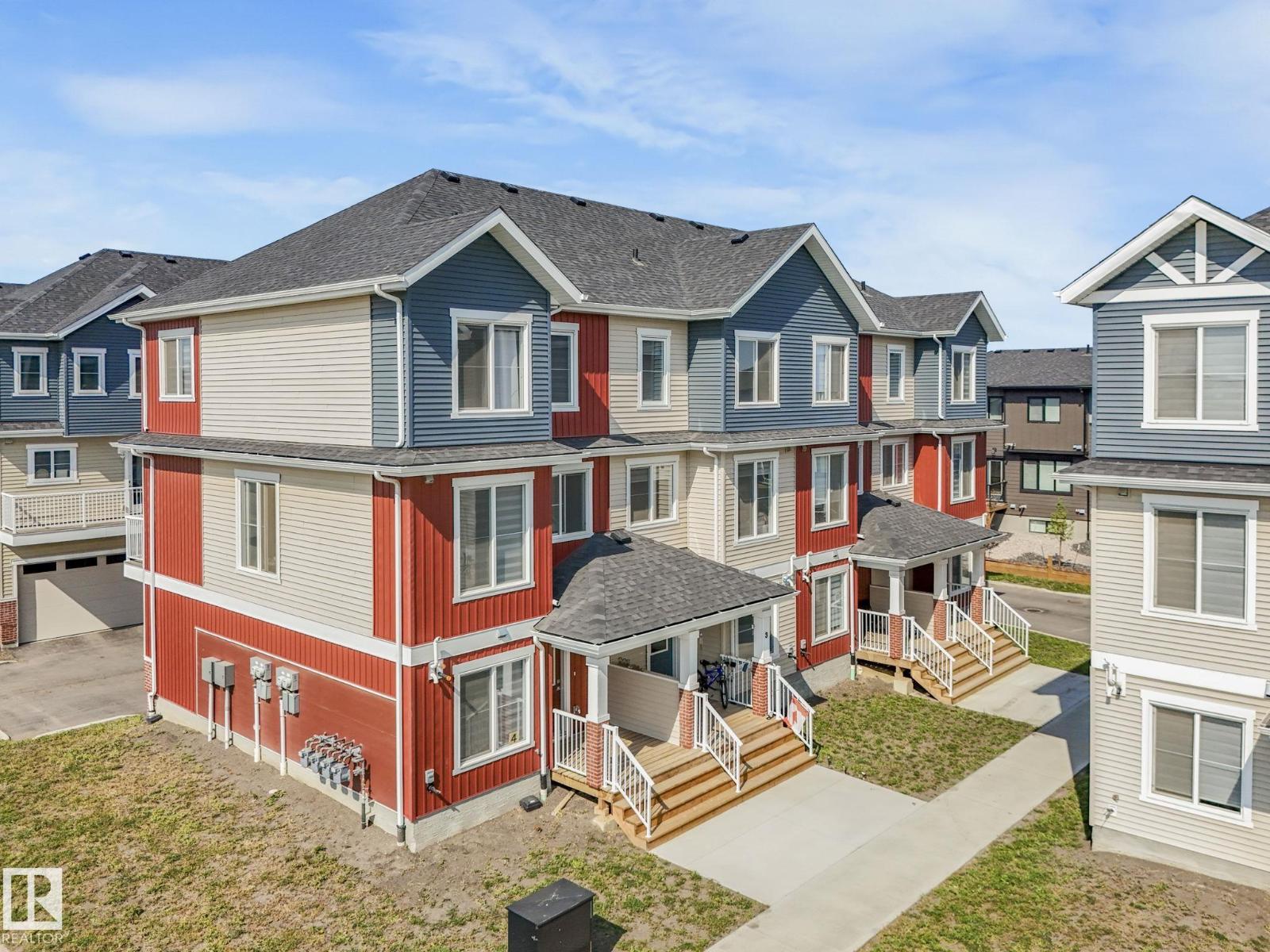Photo 1 of 3 22786 97 Av Nw, Edmonton AB