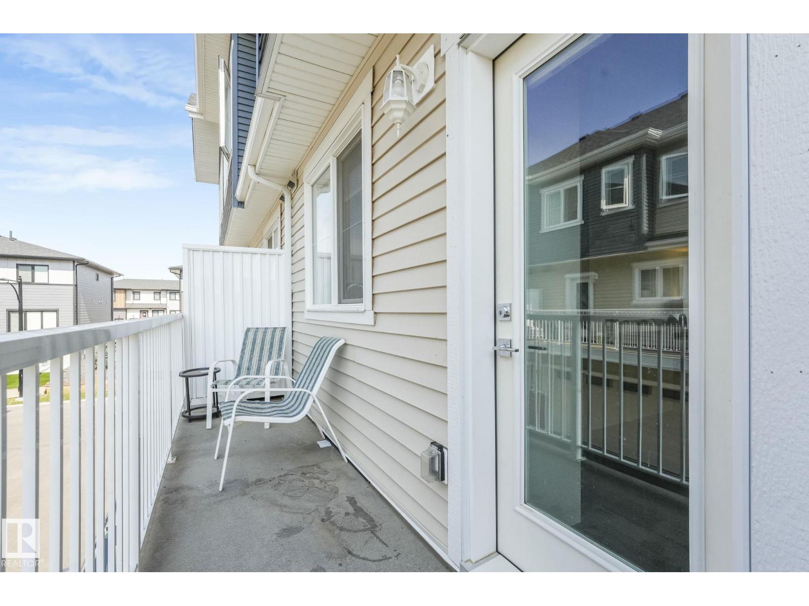 Photo 31 of 3 22786 97 Av Nw, Edmonton AB