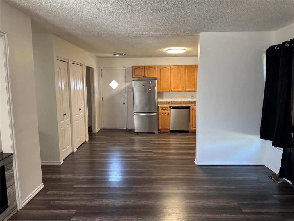 Photo 9 of 26 Leahcrest Crescent, Winnipeg MB