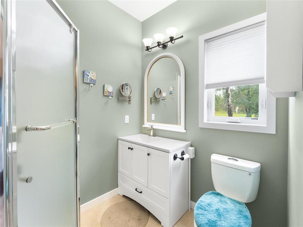 Photo 21 of 14 Alexander Drive, Lester Beach MB