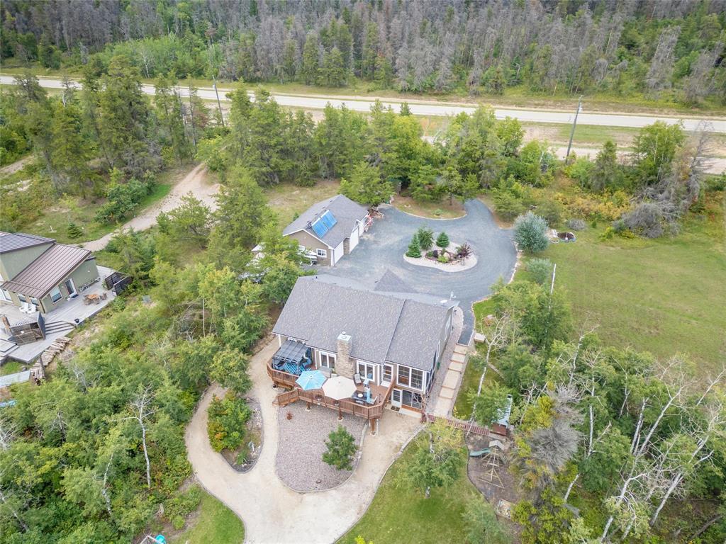 Photo 9 of 14 Alexander Drive, Lester Beach MB