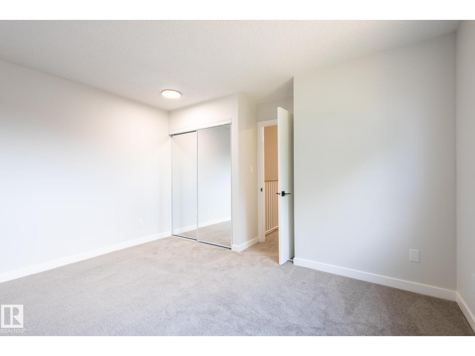 Photo 21 of 14618 25 St Nw, Edmonton AB