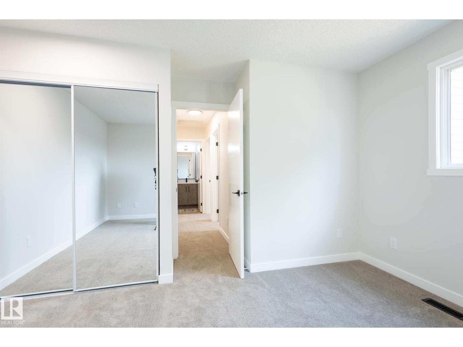 Photo 22 of 14618 25 St Nw, Edmonton AB
