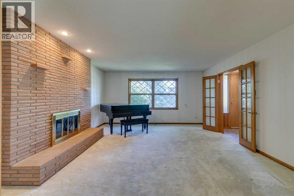 Photo 8 of 924 Kerfoot Crescent Sw, Calgary AB