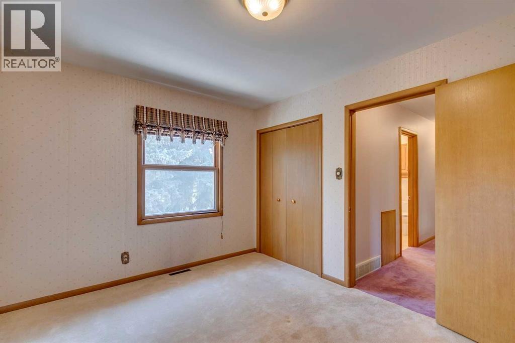 Photo 20 of 924 Kerfoot Crescent Sw, Calgary AB