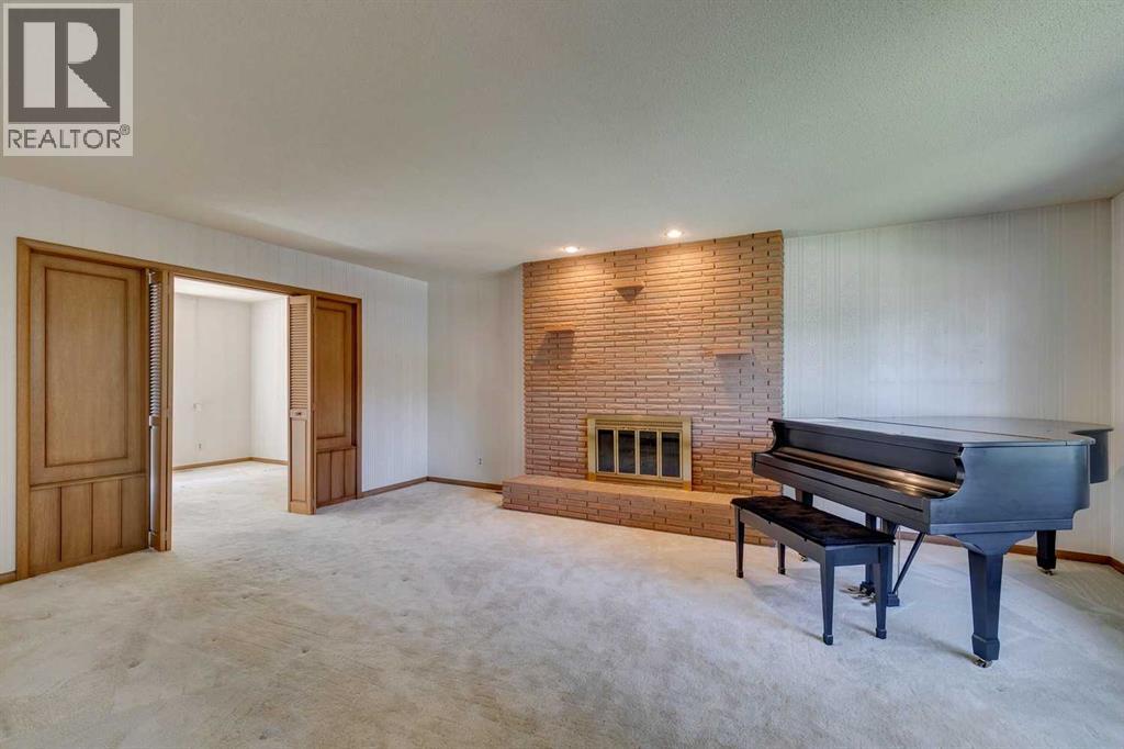 Photo 6 of 924 Kerfoot Crescent Sw, Calgary AB