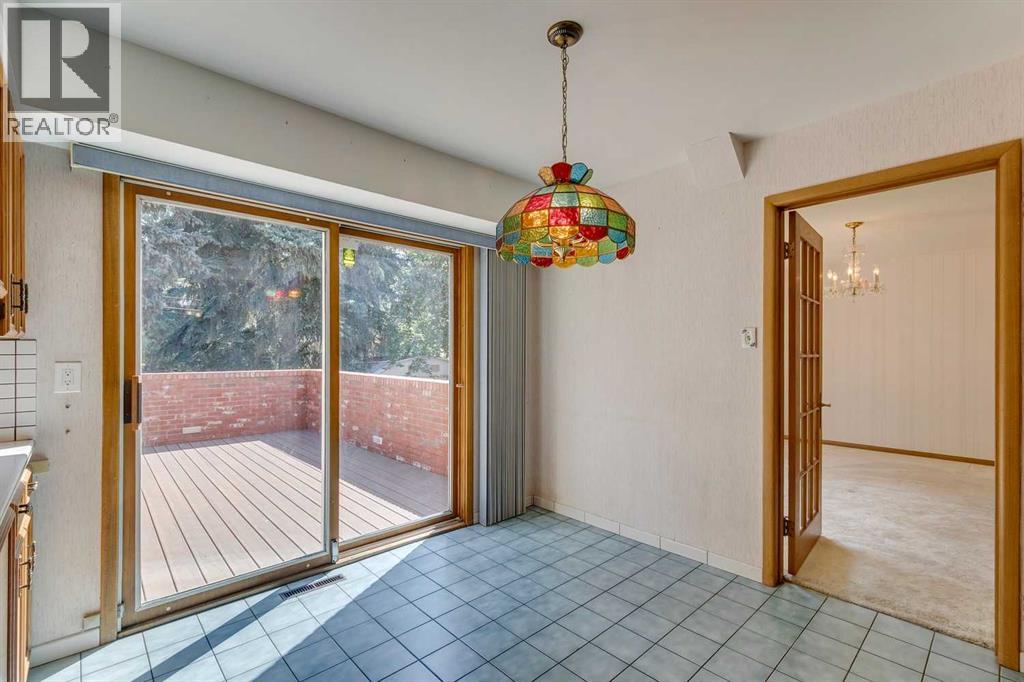 Photo 11 of 924 Kerfoot Crescent Sw, Calgary AB