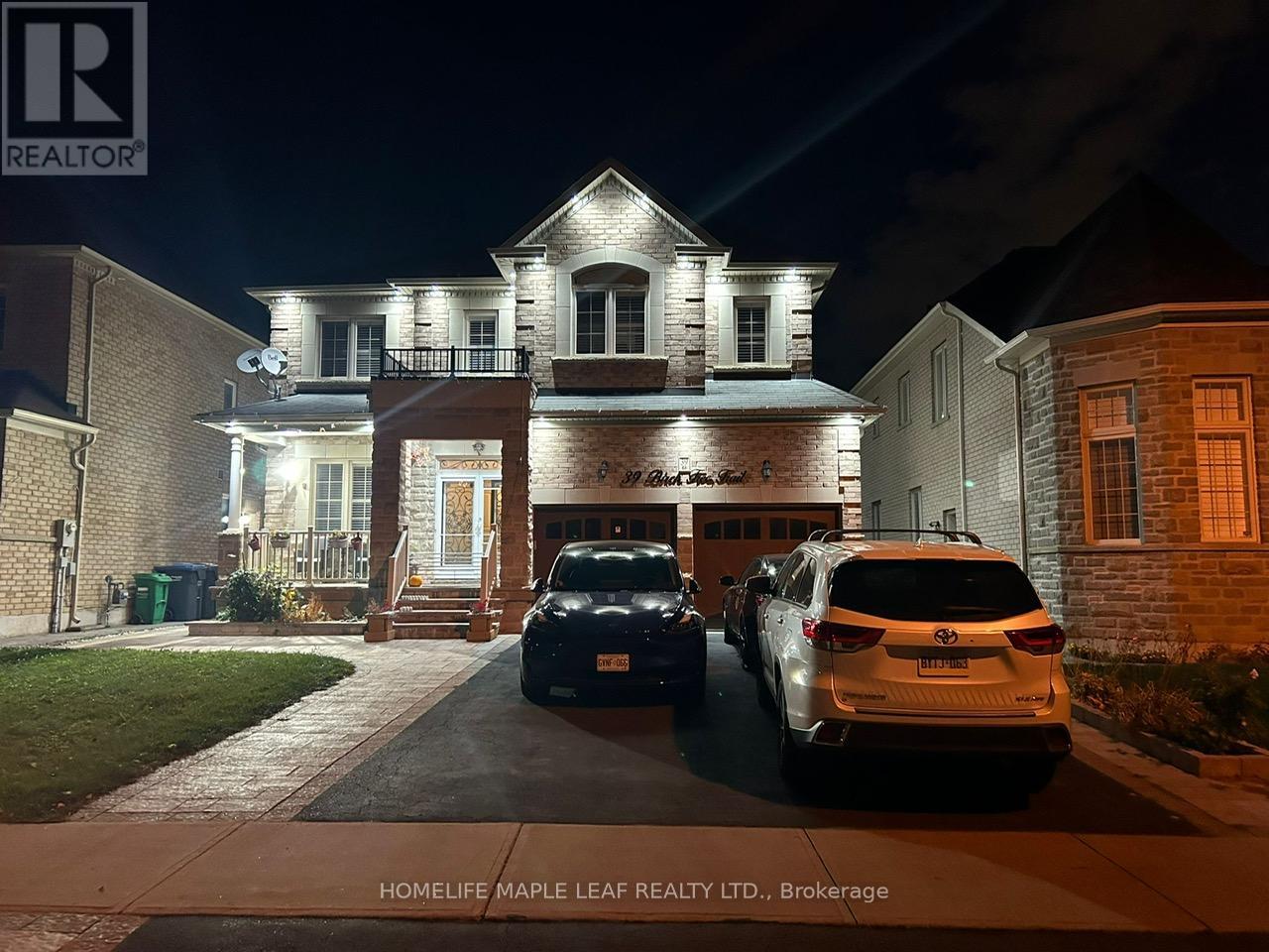 Photo 1 of 39 Birch Tree Trail, Brampton ON