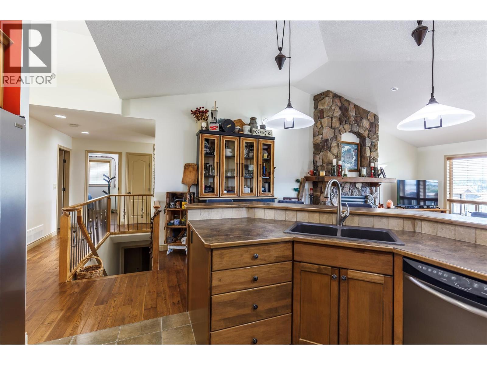  1377 Kendra Court, Kelowna