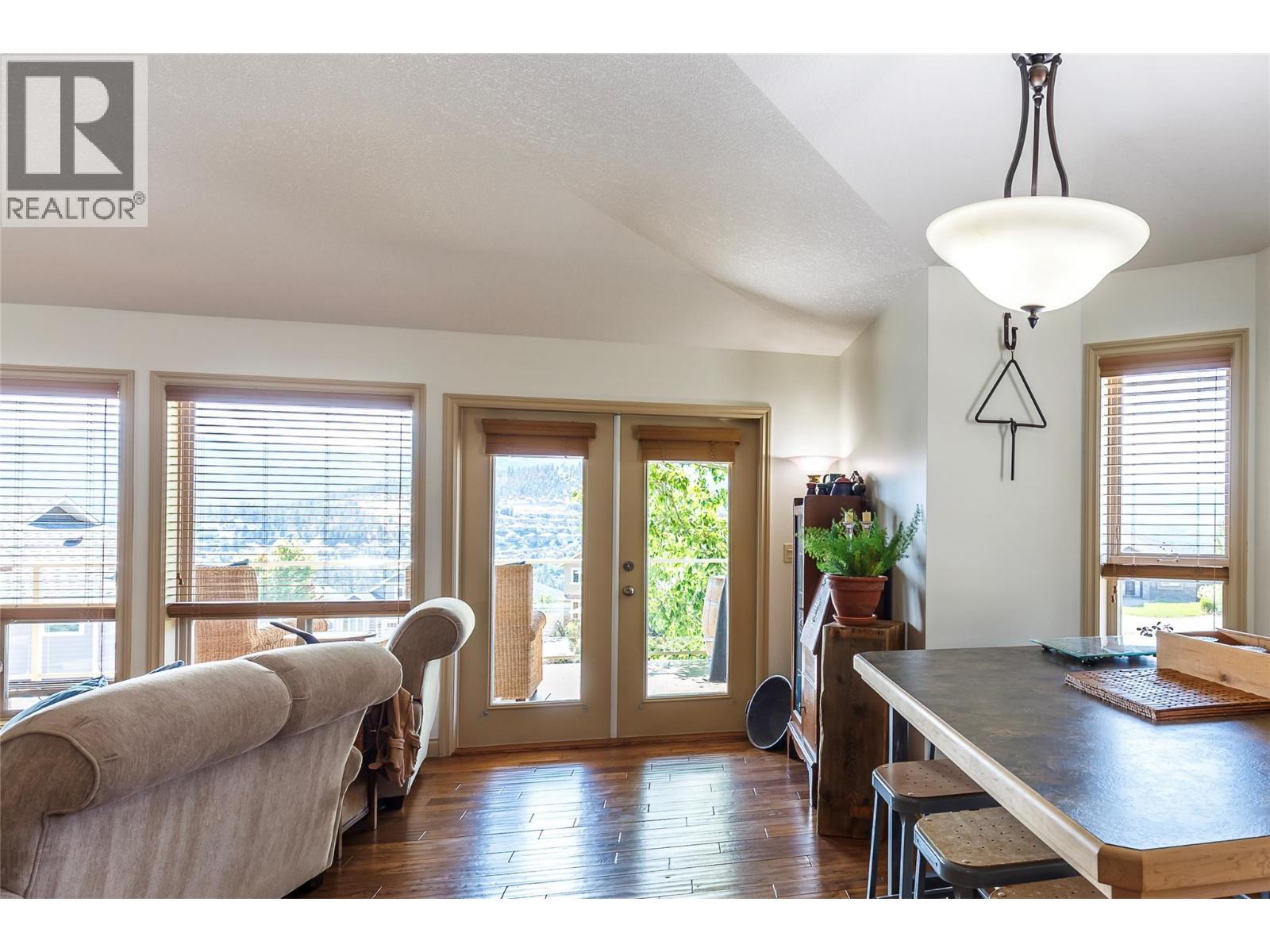  1377 Kendra Court, Kelowna
