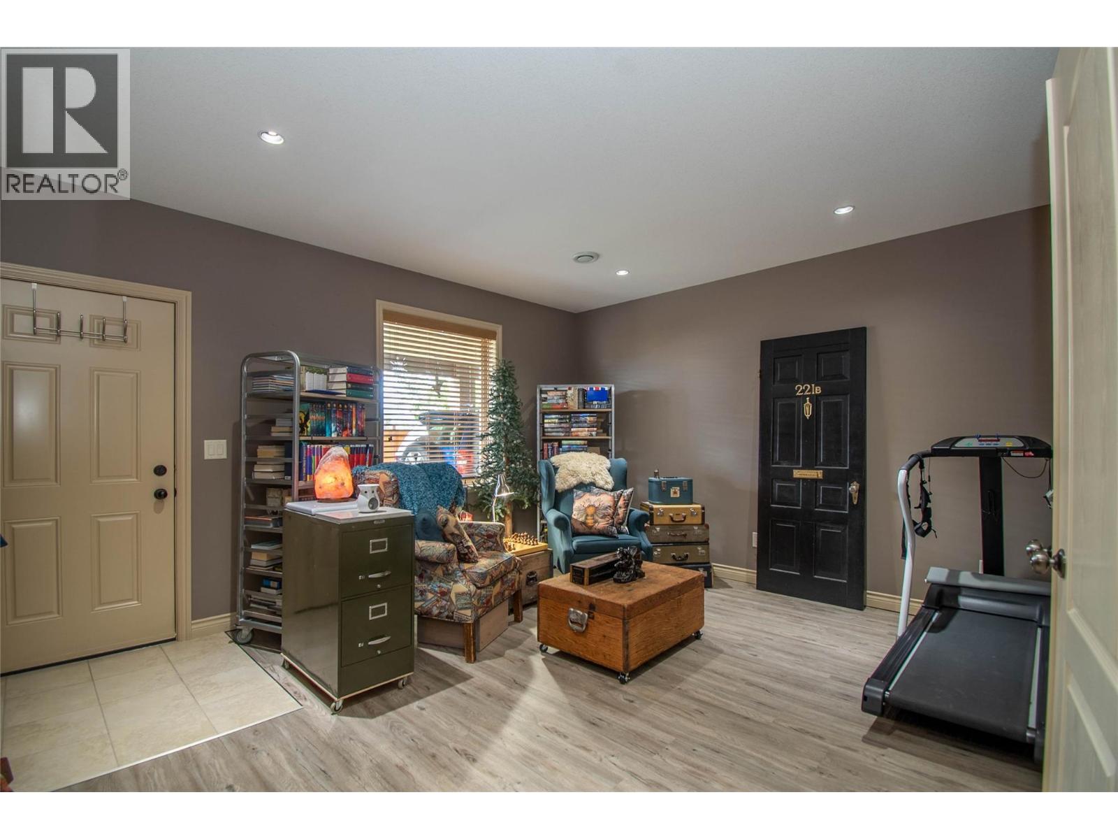  1377 Kendra Court, Kelowna