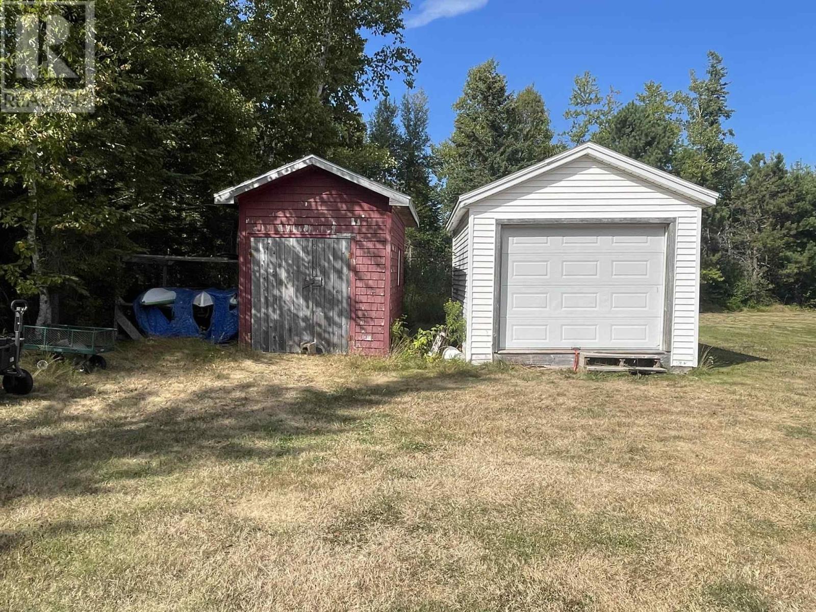 1153 Roseberry Road - 7