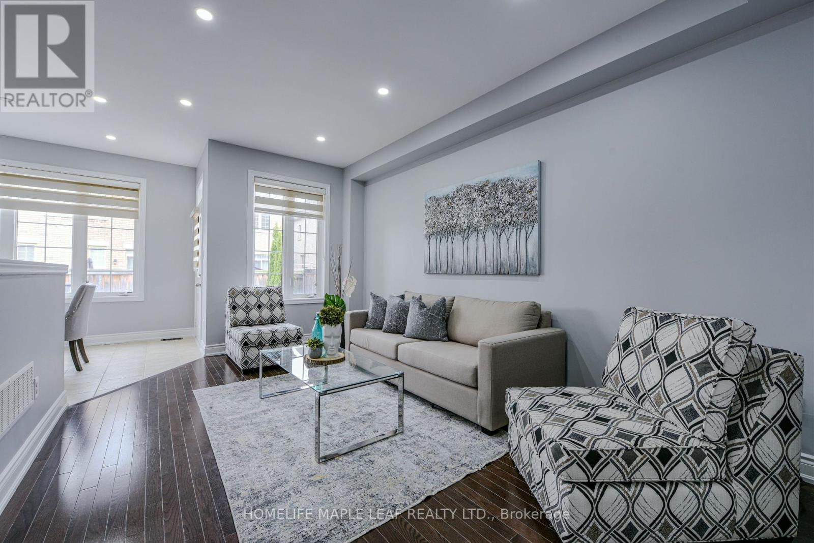Photo 11 of Main Floor 15 Orangeblossom Trail, Brampton ON