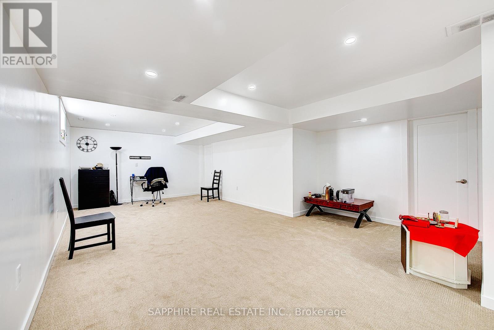 Photo 24 of 1763 Owen Lane, London North ON