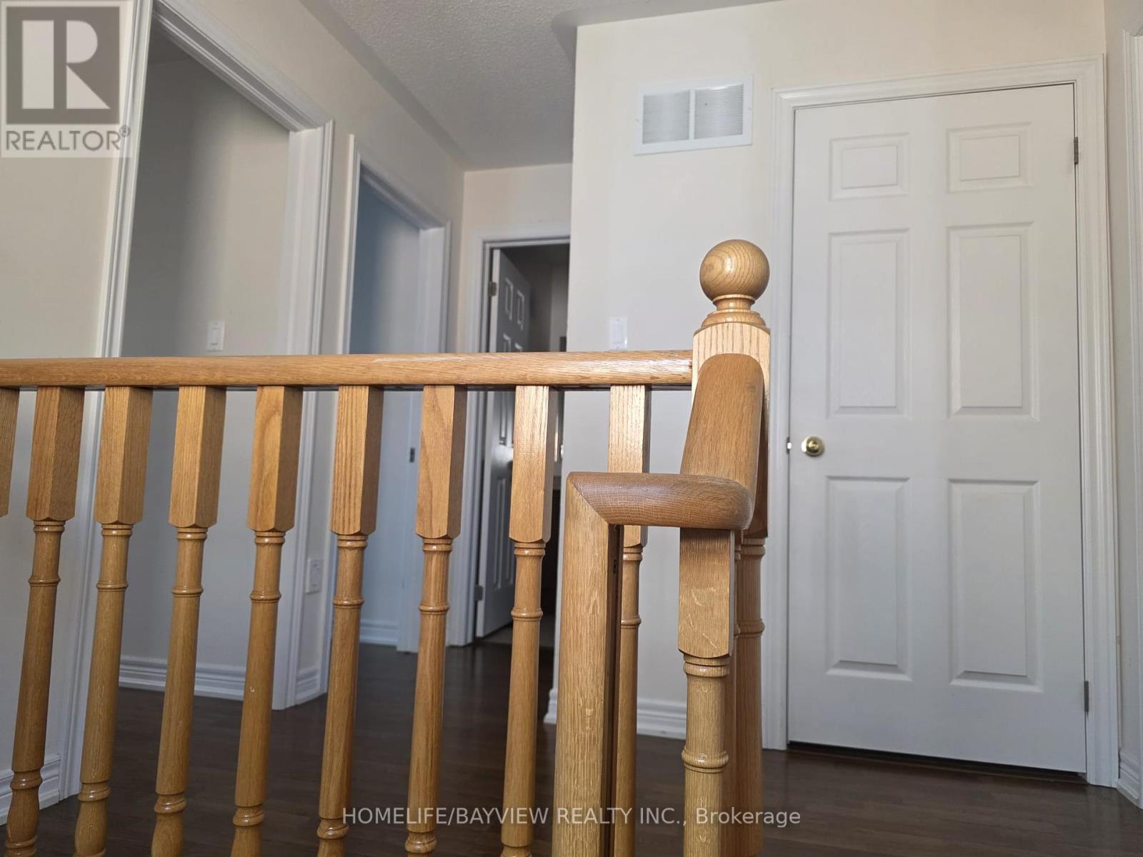 Photo 18 of 38 151 Silverwood Avenue, Richmond Hill ON