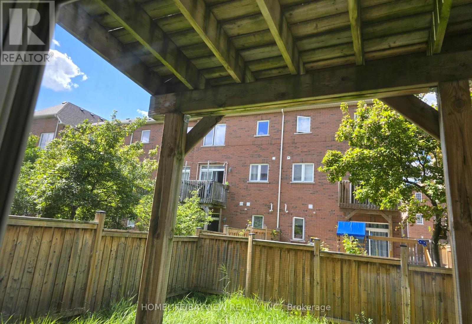 Photo 30 of 38 151 Silverwood Avenue, Richmond Hill ON