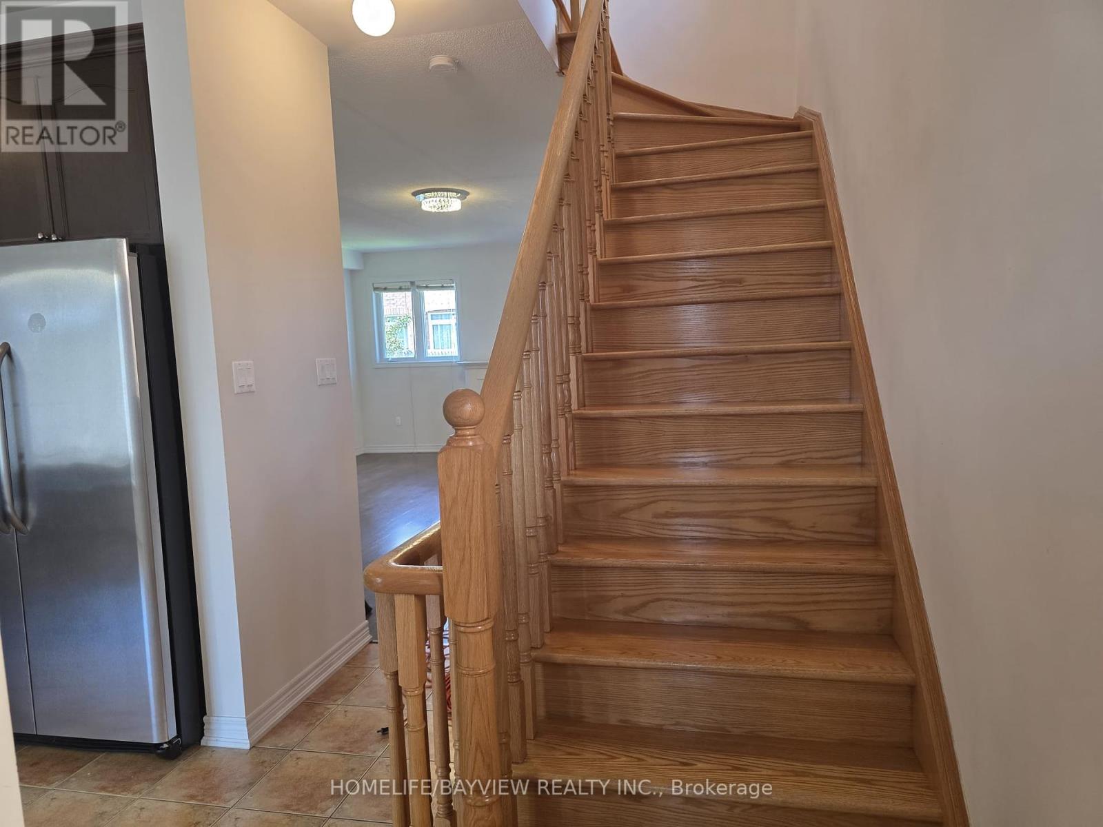 Photo 31 of 38 151 Silverwood Avenue, Richmond Hill ON