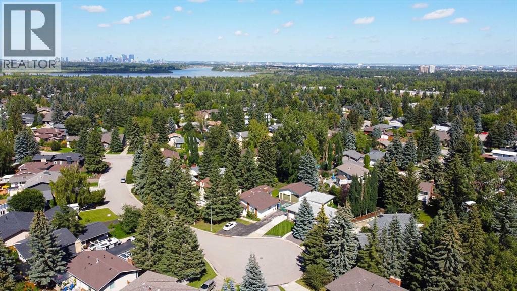 Photo 30 of 620 Oakwood Place Sw, Calgary AB