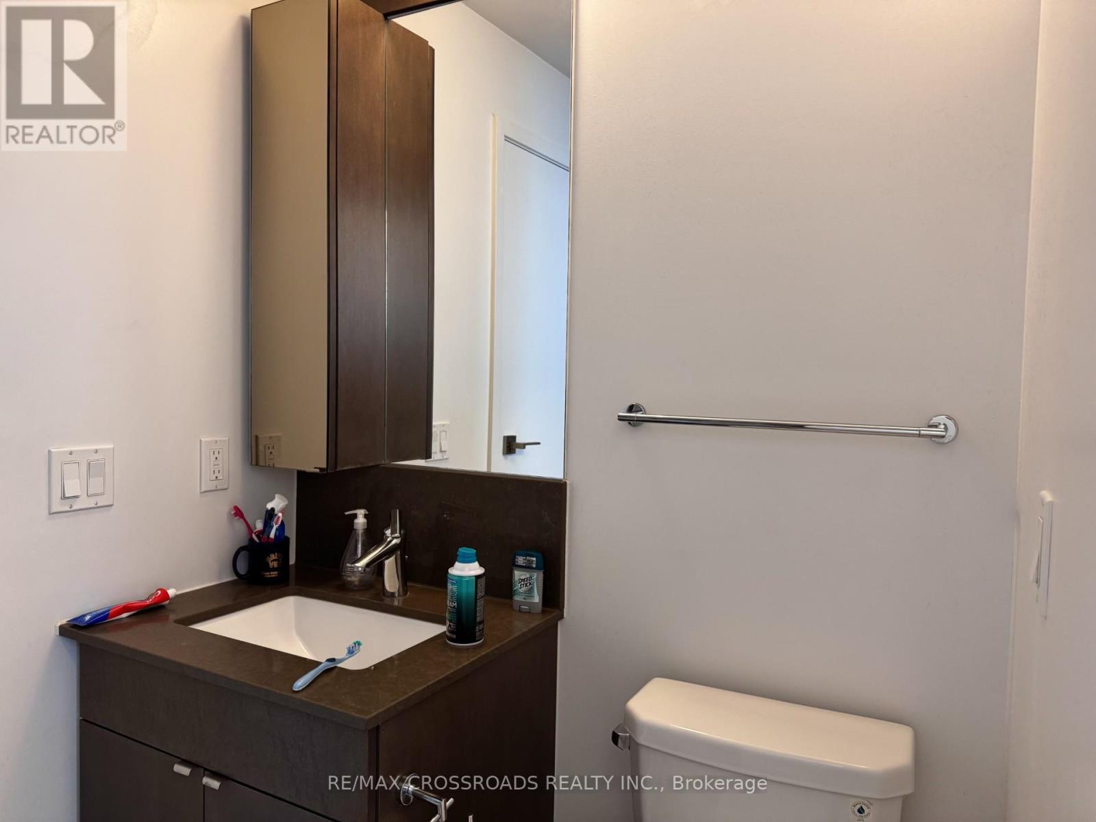 Photo 10 of 1606 89 Dunfield Avenue, Toronto ON