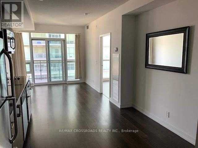 Photo 3 of 1606 89 Dunfield Avenue, Toronto ON