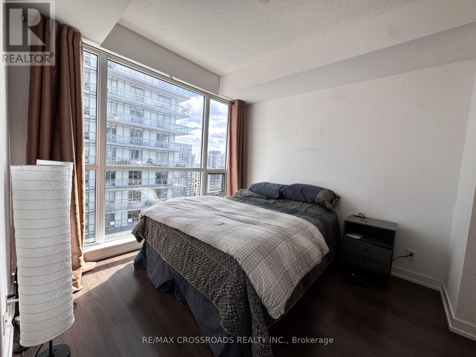 Photo 8 of 1606 89 Dunfield Avenue, Toronto ON