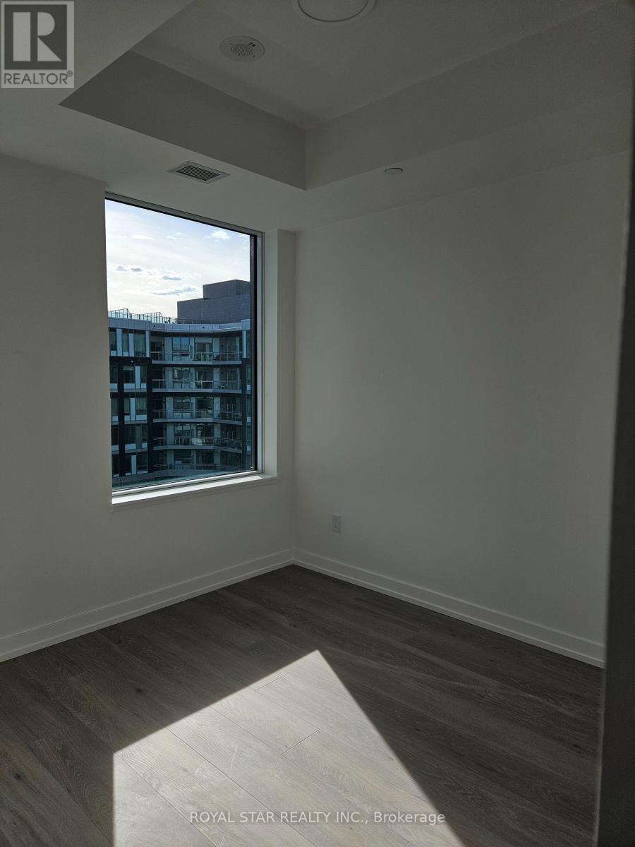 Photo 14 of 502 2501 Saw Whet Boulevard N, Oakville ON