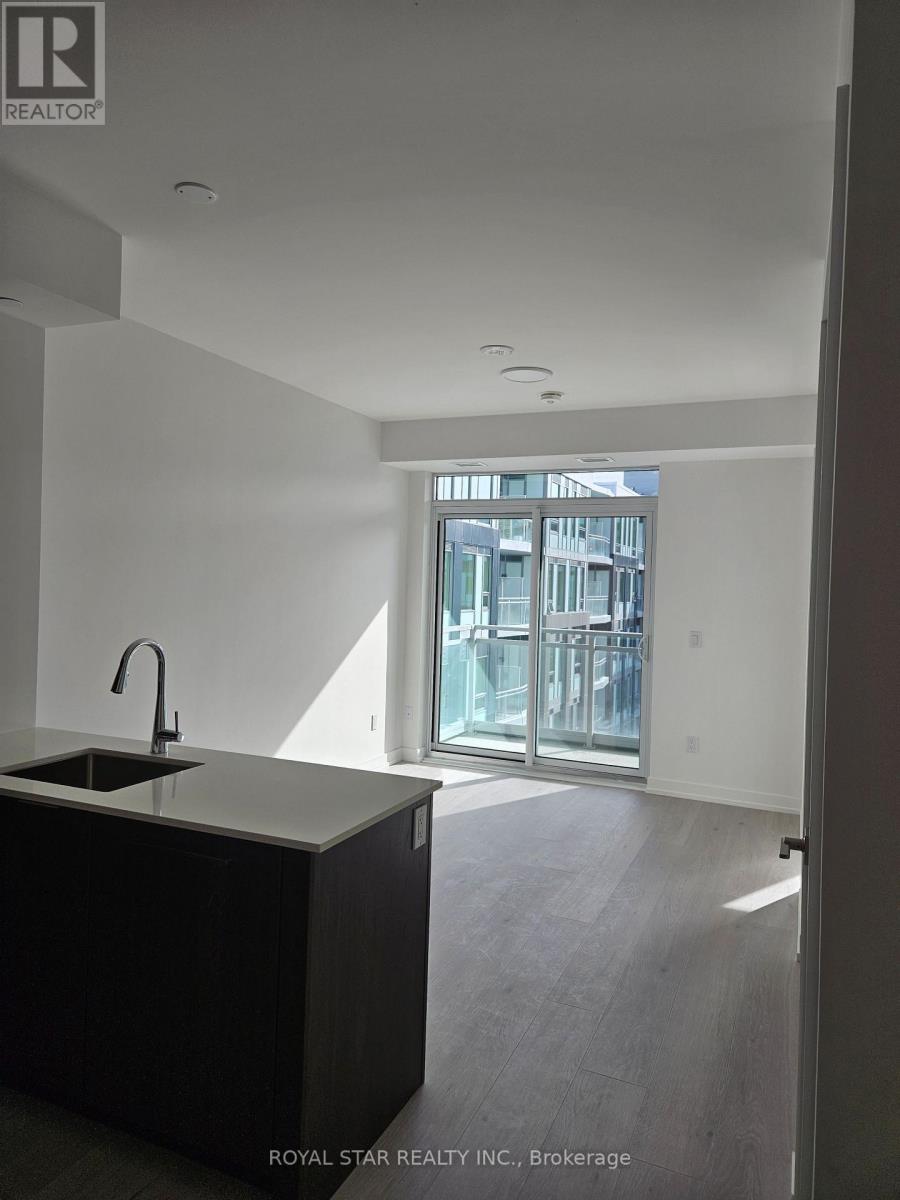 Photo 6 of 502 2501 Saw Whet Boulevard N, Oakville ON