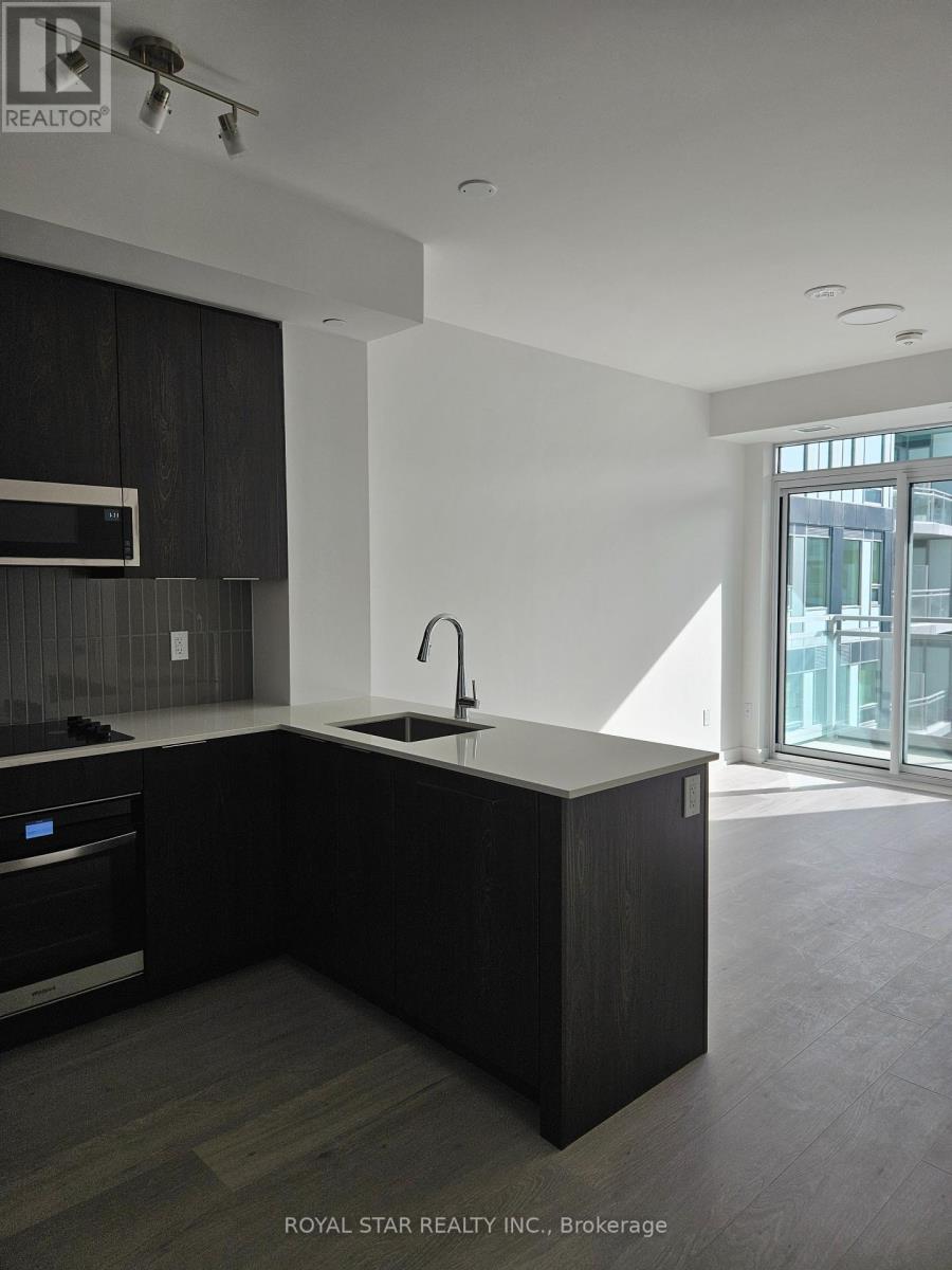 Photo 8 of 502 2501 Saw Whet Boulevard N, Oakville ON