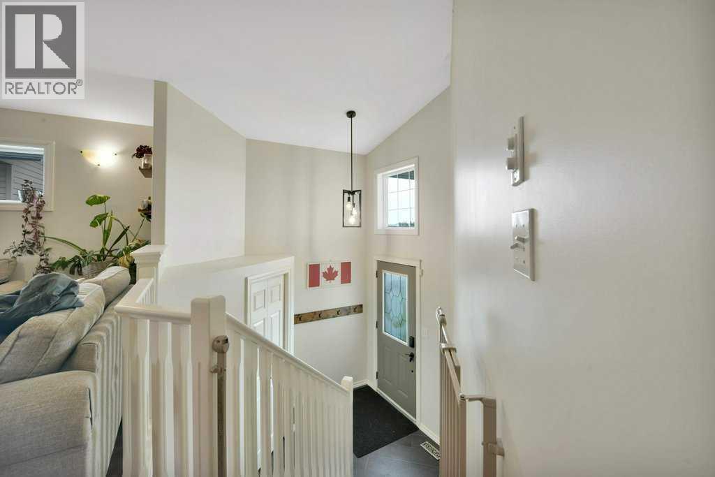 Photo 2 of 81 Terrace Heights Drive, Lacombe AB